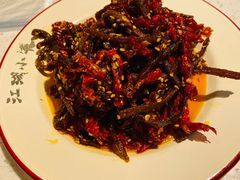 -江湖小牛·水煮牛排火锅(欧亚新生活购物广场店)