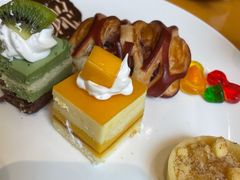 -上海西藏大厦万怡自助餐厅(徐汇店)