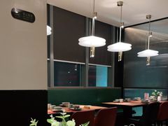 大堂-青年公社烤鸭(宝杨宝龙广场店)