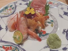 刺身拼盘-芯元·碳烤熟成牛肉(经开店)