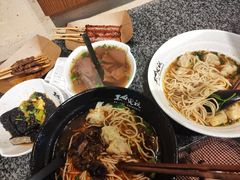 -黑白电视长沙小吃(美林M·LIVE天地东座店)