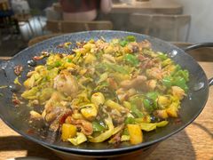-聚鑫朋酸菜肥肠(文艺路口店)