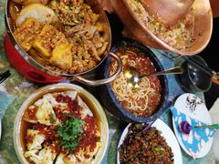 -浩海火燒雲傣家菜(芮欧百货店)