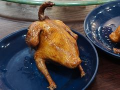 红烧乳鸽-煲煲掂风味煲仔饭餐厅(西区店)