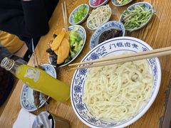 老北京炸酱面-门框胡同百年卤煮(新街口店)