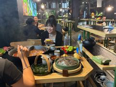 -鹿鸣山草本茶香火锅(园西路店)