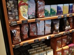 零售区-星巴克(重庆火车北站北广场II店)