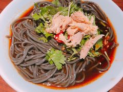 酸辣鸡丝蕨根粉-望湘园·洞庭渔宴(浦江欢乐颂店)