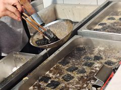 -黑色经典臭豆腐·湖南特产(步行街店)