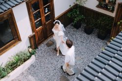 -花里花间摄影工作室