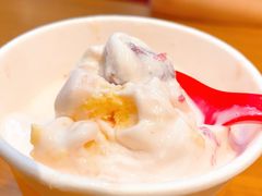 草莓芝士熔岩暴风雪-DQ·蛋糕·冰淇淋(五角场万达店)