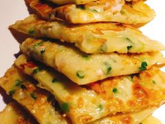蚬肉葱煎饼-鱼非鱼(徐家汇店)