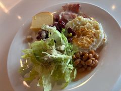 -珠海拱北口岸智选假日酒店