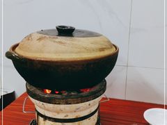 -威邵鸡煲(西华路总店)