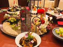 杨梅醉红膏蟹-浙江西子宾馆·牡丹厅