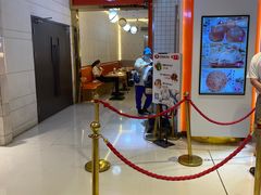 -白玉兰食品甜凤店(合生汇店)
