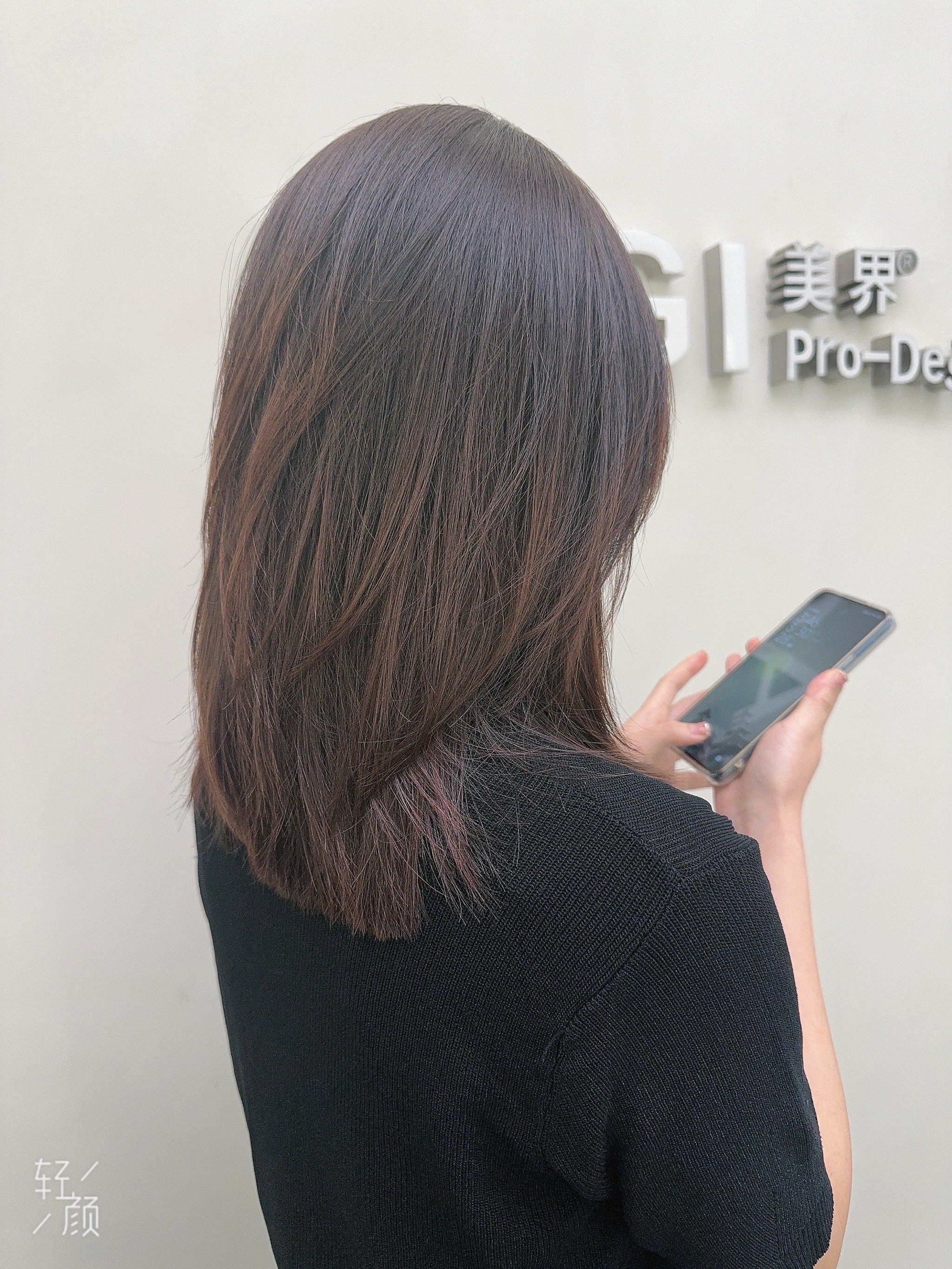 中层次锁骨发
