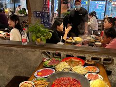 -萍姐火锅·公路夜市(武汉首店)