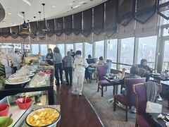 -怡豪大饭店·49楼旋转自助餐厅