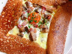 鸡蛋蘑菇熏肉荞麦可丽饼-RAC BAR(安福路店)