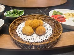 -黔蘑菇四季餐厅(观山湖店)