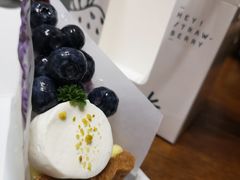 蓝莓芝士挞-黑草莓(重庆路店)