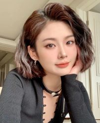 -苑苑发型设计