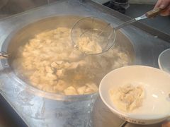 -周震馄饨(雅达阳羡溪山店)