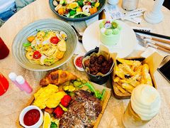 -玲婧胡同·生日蛋糕·餐厅(嘉里城店)