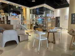 -藏猫猫咖啡主题馆(中央大道店)