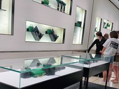 -CHANEL(恒隆广场店)