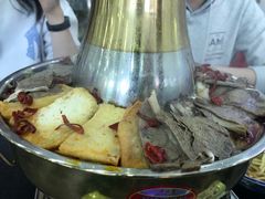 -撒拉人家.酸菜牦牛肉火锅