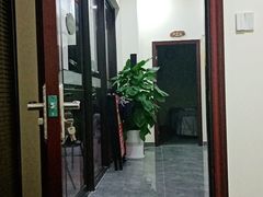 -张钰强中医正骨推拿连锁(唐家人才公寓店)