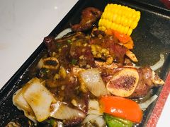 黑椒牛仔骨-避风塘·老港味餐厅(虹口龙之梦店)