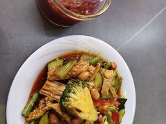 -陈熹公民族美食文化餐厅(中华广场店)