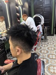 -豪帅男士理容馆