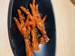 连骨头都不剩的鸡爪-佬肥猫(周浦万达店)