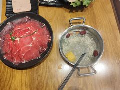 珍馔牛上脑-呷哺呷哺 黄金牧场 (中发百旺店)