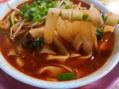 牛肉土豆粉-中央财经大学-食堂