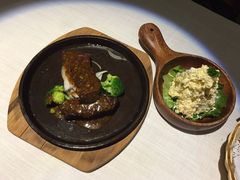 燃焰朗姆牛排-俄士厨房(万松园店)