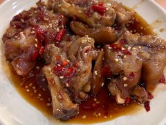 微辣辛辣猪蹄-贤花饭店(城阳店)