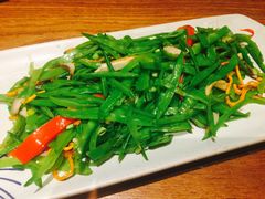 -云海肴·汽锅鸡·云南菜(天山百盛优客店)