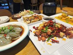 -隔壁老王·家常云南菜(花巷店)