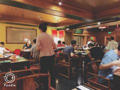 大堂-那家小馆•北京菜•烤鸭(中关村店)