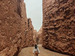 -天山神秘大峡谷