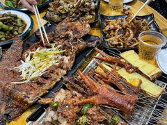 -黄小串·烤串海鲜涮牛肚(升龙广场店)