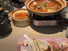 港式边炉牛杂煲-茶港·点心·啫啫煲(王府井店)