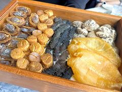 佛跳墙原料展示-遇外滩(BFC外滩金融中心店)