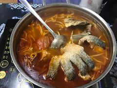 斑鱼酸汤鱼锅-弘烨 贵州酸汤 鱼火锅(东财店)