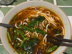 -粉八·云南米线·建水烧烤(常熟路店)